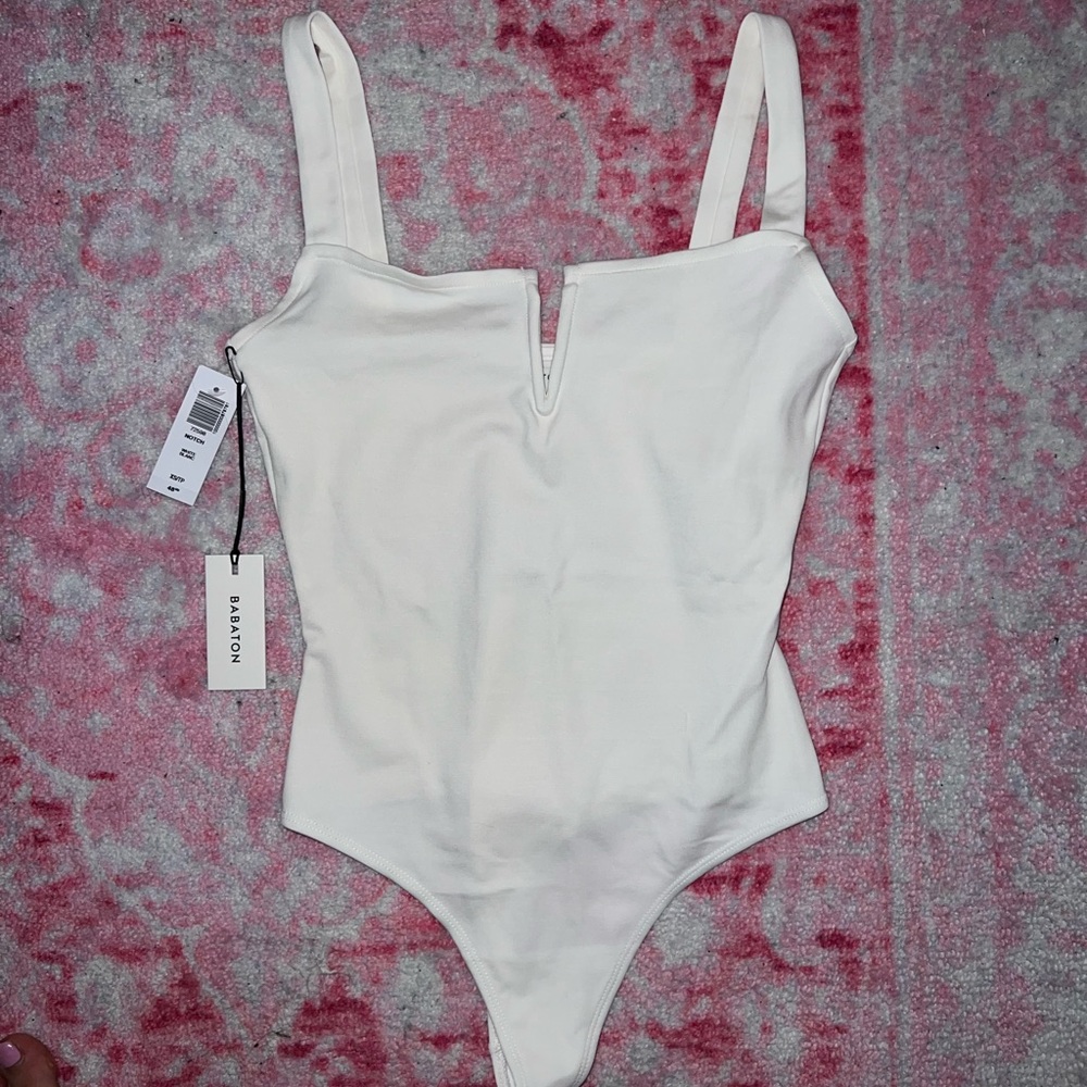 White Aritzia Babaton bodysuit. Brand new with tags!